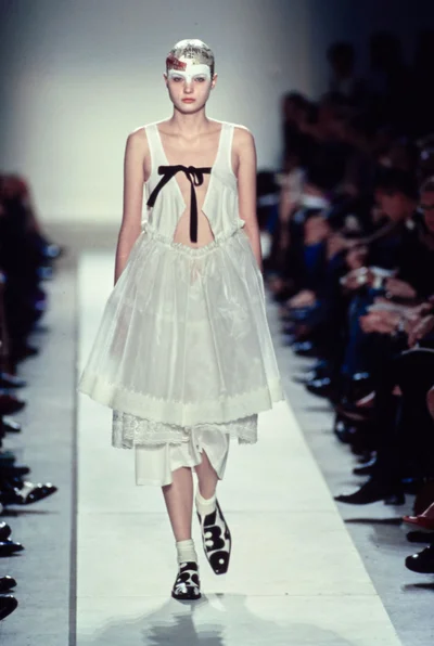 Look 28